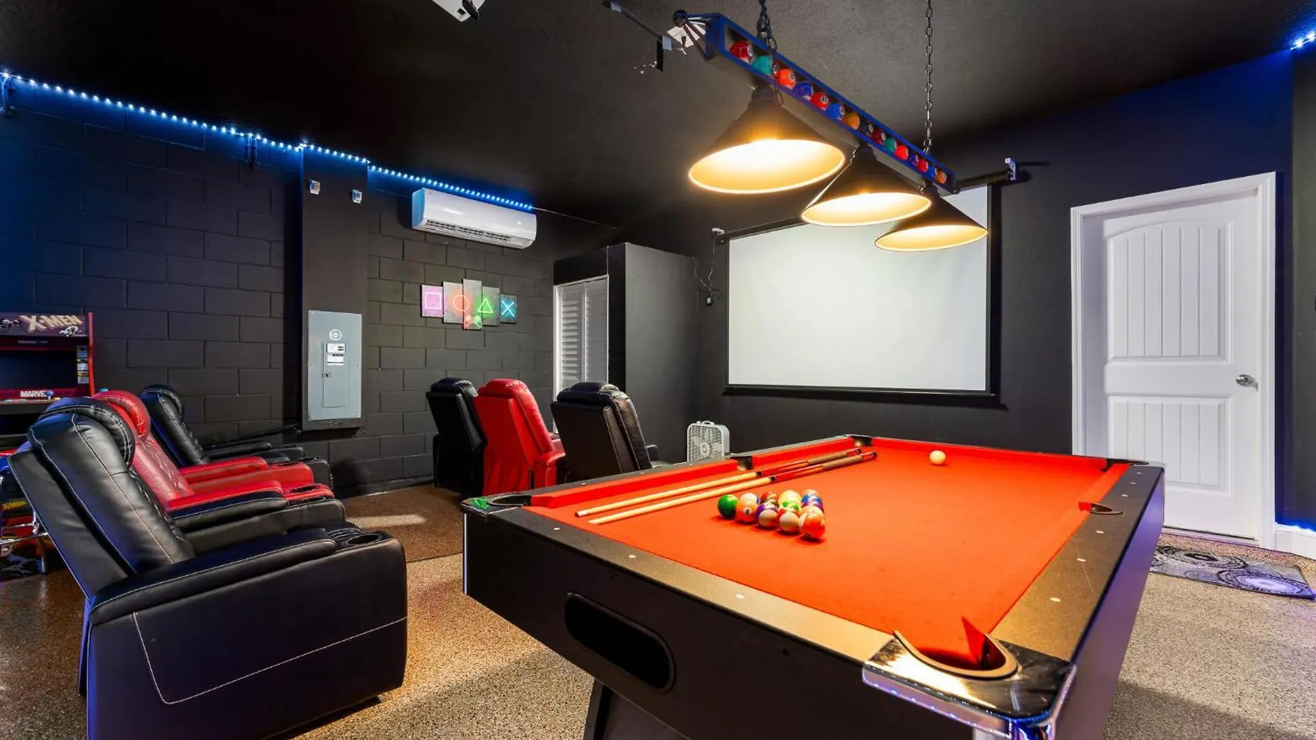 Heated Pool + Hot Tub + Lazy River + Game Room ダベンポート