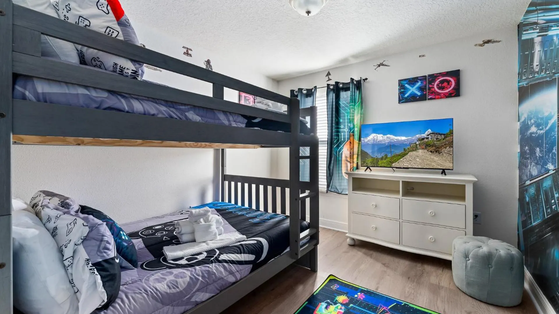 Heated Pool + Hot Tub + Lazy River + Game Room ダベンポート 別荘
